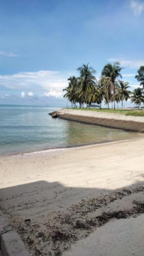 Ground floor apartment Seaview beach